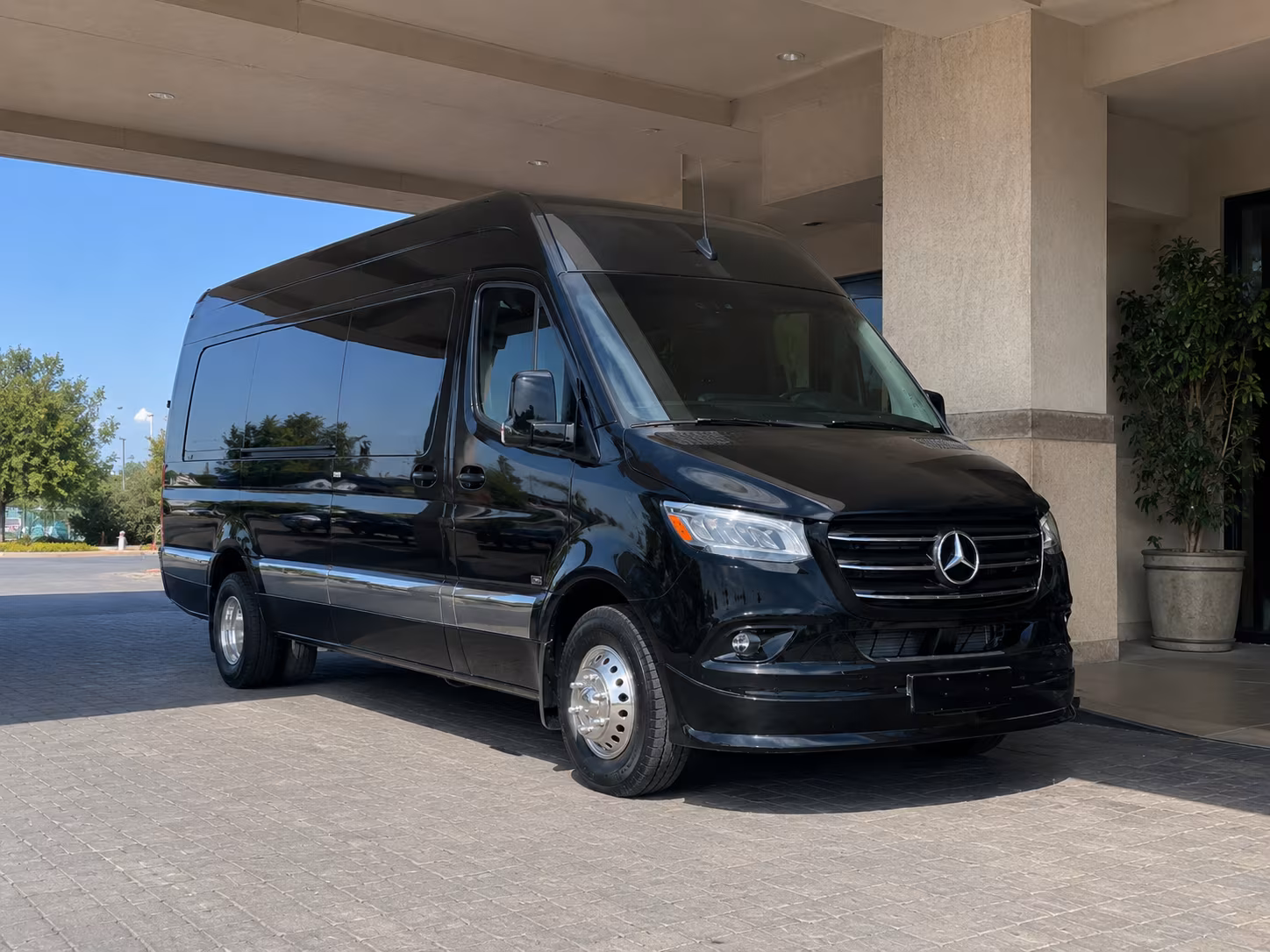 Rent a Bus to Newport News/Williamsburg International Airport