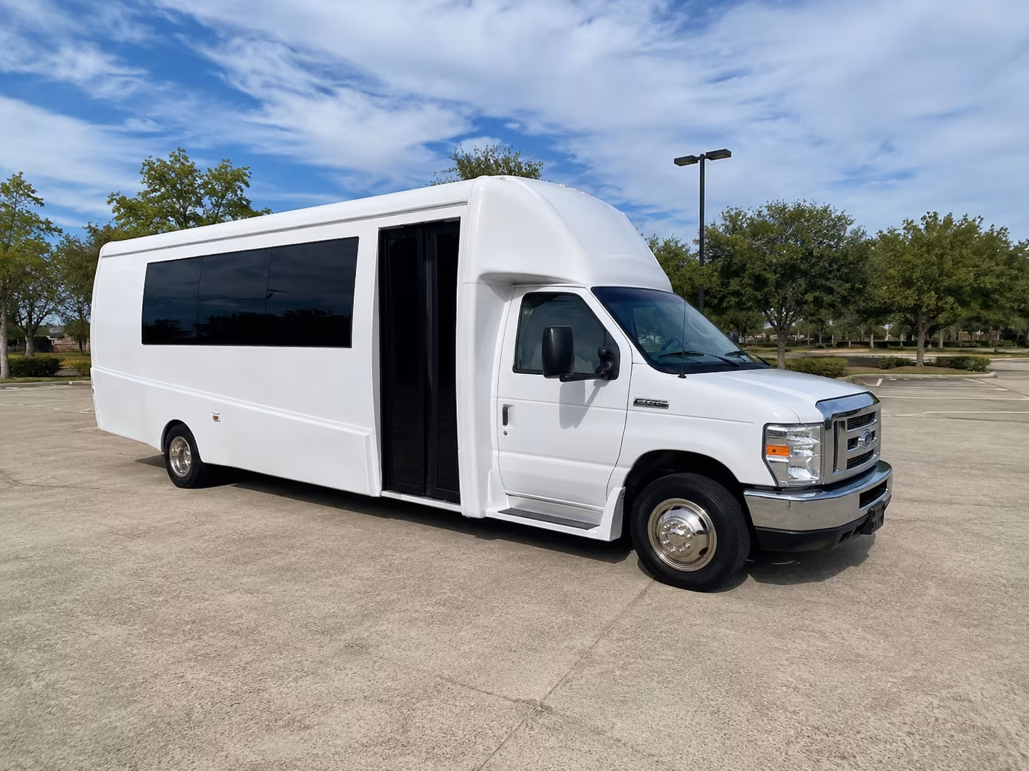 Rent a Bus to Veterans United Home Loans Amphitheater