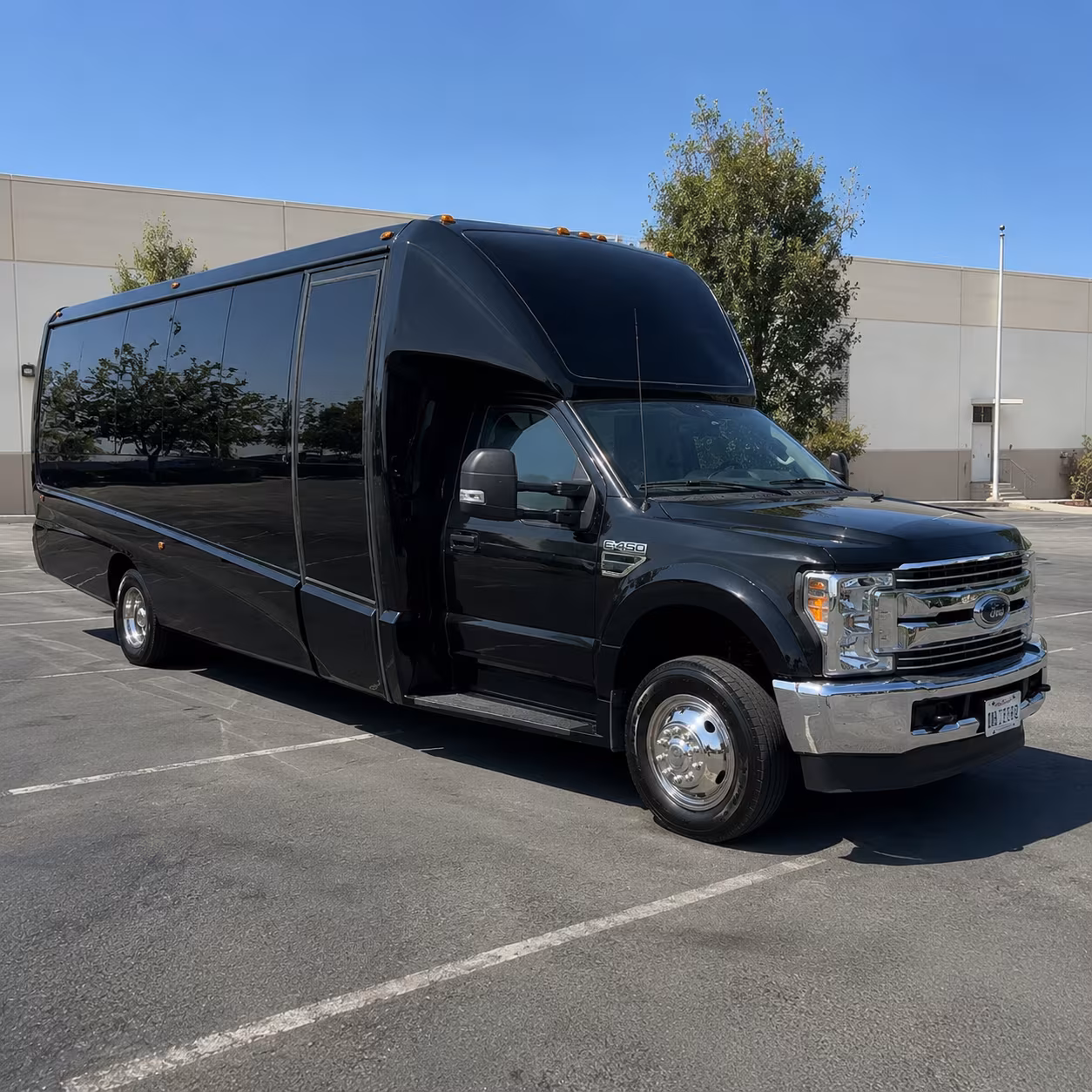 15 Passenger Party Bus Exterior