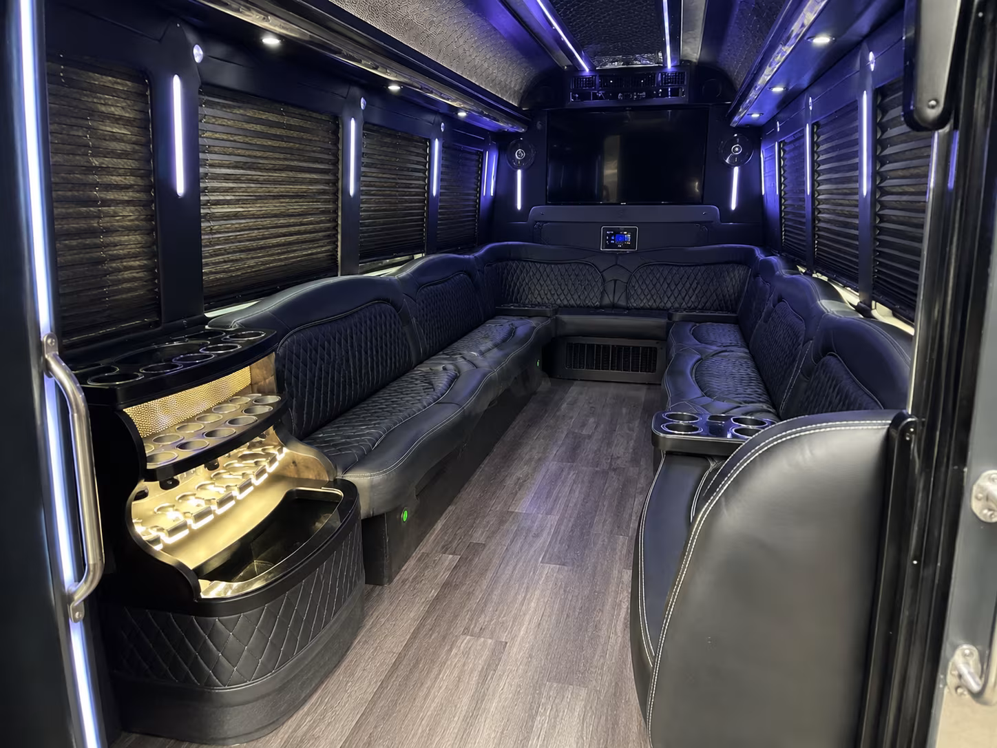 Centreville Birthday, Sweet 16, & Quinceañera Party Bus Rentals