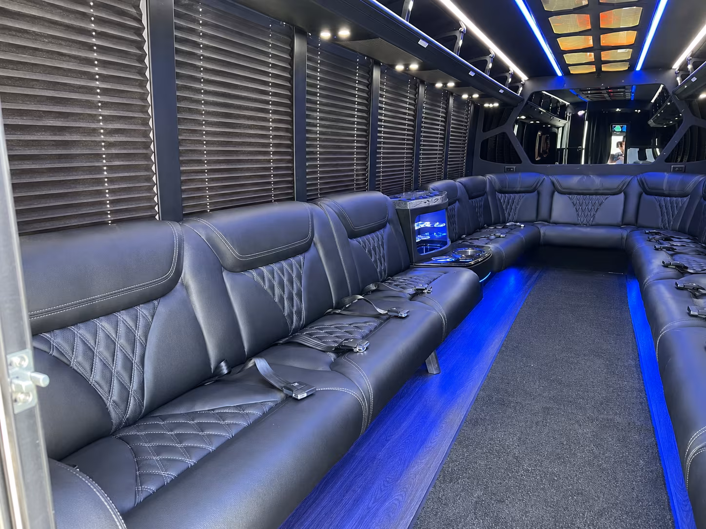 Newport News Winery Tour & Pub Crawl Transportation